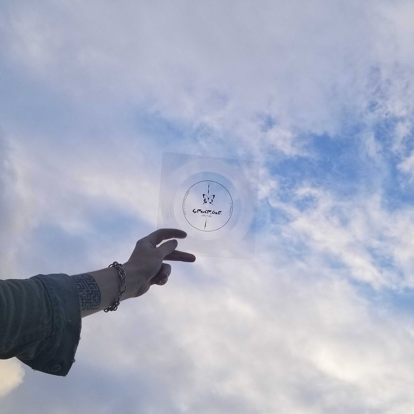 yeule Long Sleeve Shirt w/ Flexi