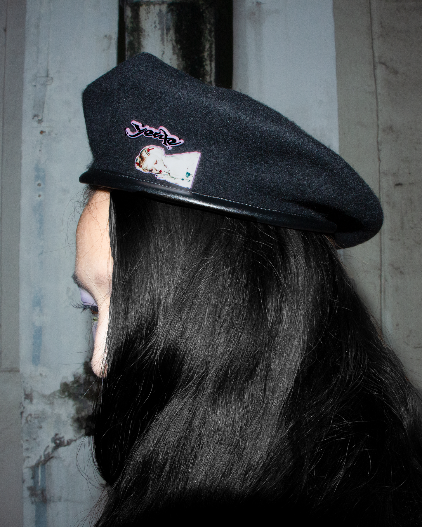 yeule beret + pin set